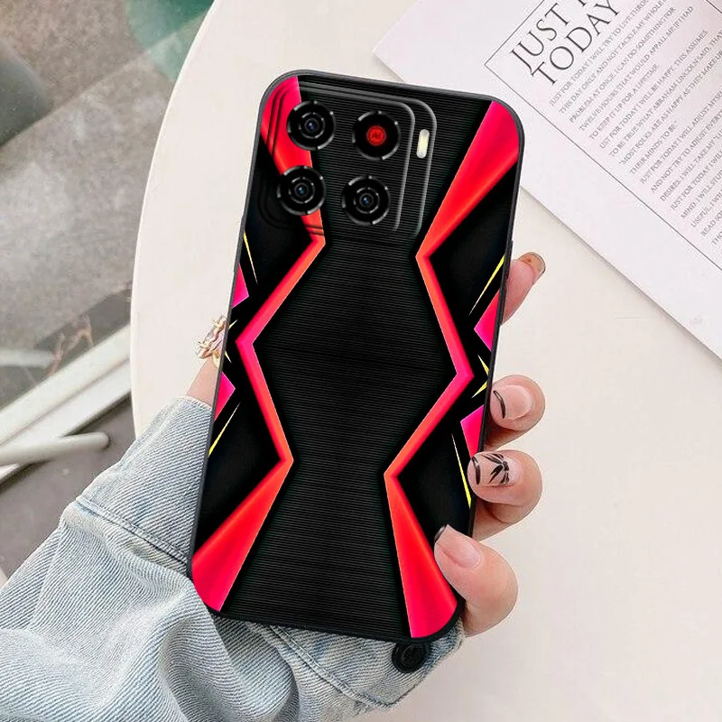 Astronaut Silicone Camera Protection Back Cover - Stylish Phone Case with Enhanced Durability