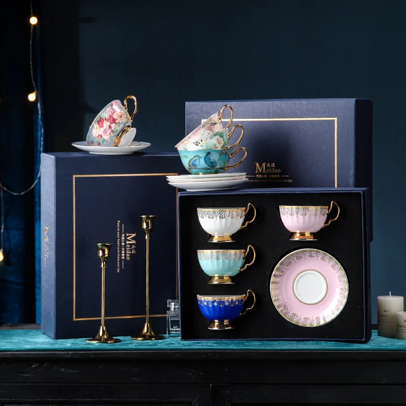 English Tea Shop The Luxury Collection Tin