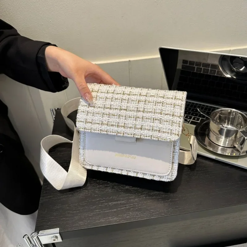 Autumn Casual Houndstooth Retro Crossbody Bag New Trendy Casual Wide Strap Hand-held Shoulder Bag Small Square Crossbody Bag