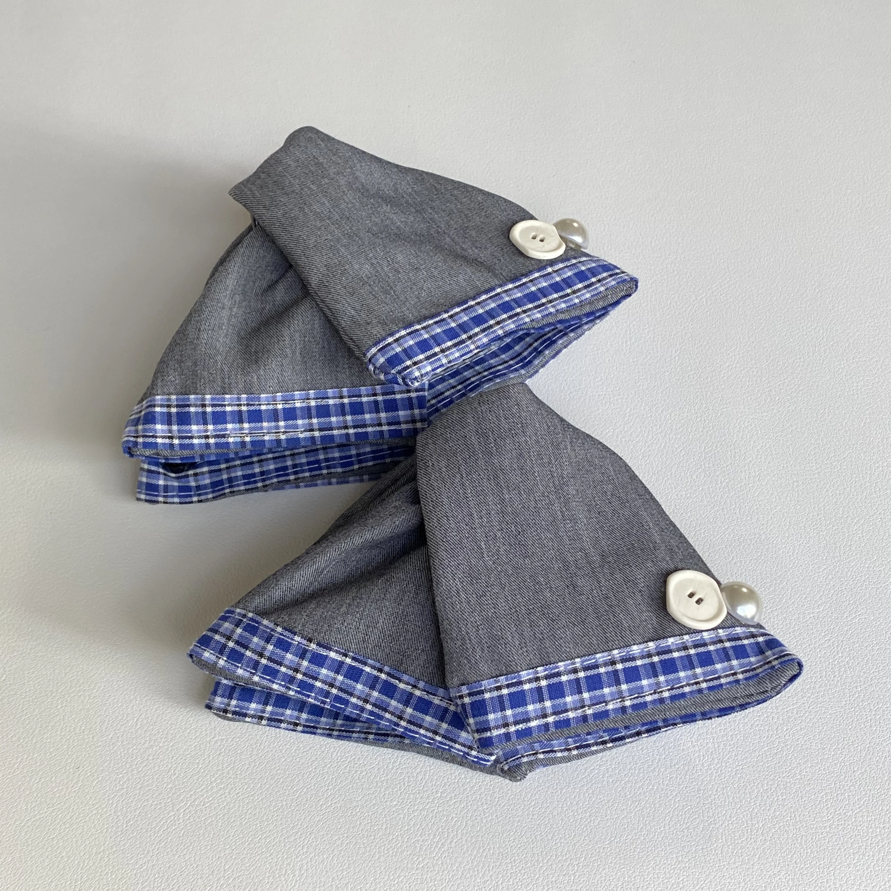 1PC  Elegant Gray Pocket Square With Blue Plaid Trim, Button And Pearl Decor, Men's Formal Wedding Party Suit Accessory