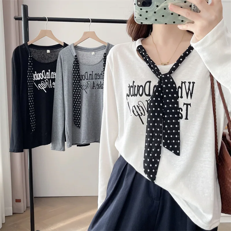 Plus Size Women's Long Sleeved T-Shirt 2025 Autumn Stylish Silk Scarf Tied With Printed Letters Tops 8060