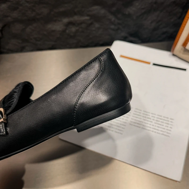 Women's New Spring and Autumn Round Head Genuine Leather Cowhide Low Heel Comfortable Soft Metal Belt Buckle Mom's Single Shoes