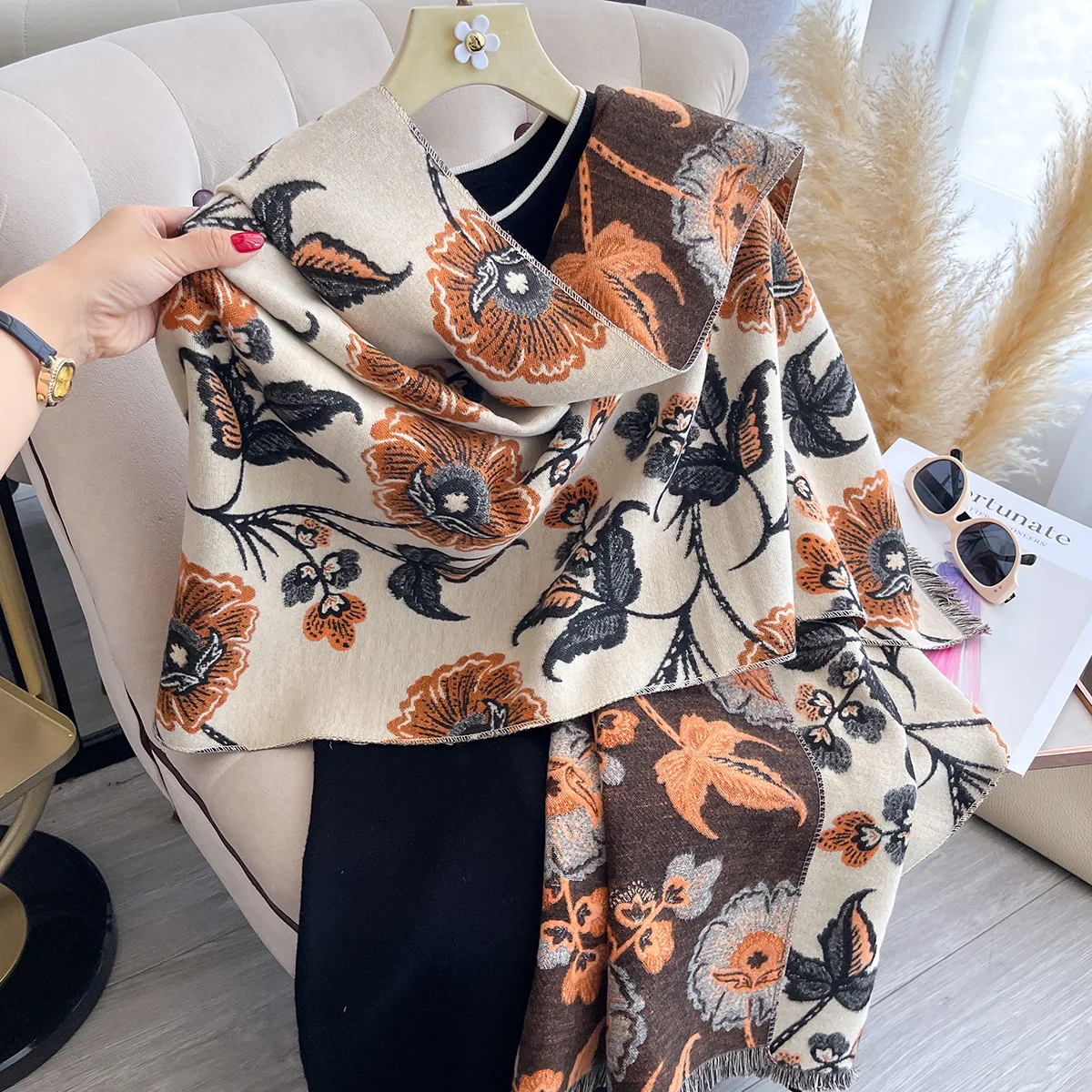New Elegance Brand Flowers Scarf for Women Warmer Winter Pashmina Jacquard Scarves Shawls Female Thick Blanket Wraps Foulard