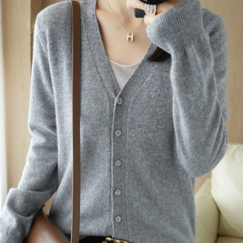 

Autumn and Winter Knitted Cardigan Female V-neck Solid Long Sleeve Casual Sweater Women Outwear Cardigan Sweater Coat Tops