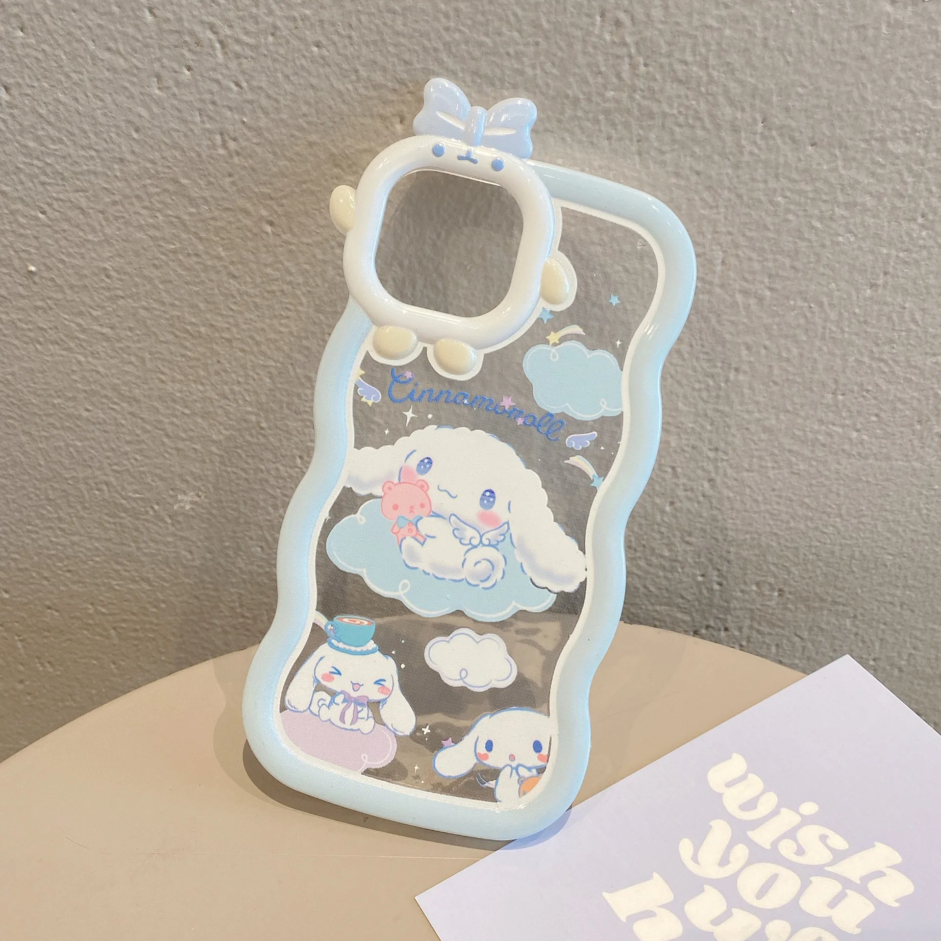 ☻かんまぼ☻　キャラクターグッズ Lovely Sanrio Cinnamoroll With Bracelet Bracket Phone Case