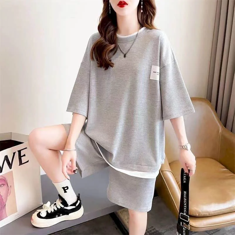 Sporty Shorts Set Half Sleeve T-shirt 2 Piece Sets Women
