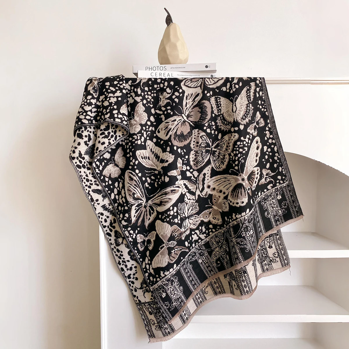 Luxury Winter Imitation Cashmere Scarf Women 2025 Design Warm Pashmina Blanket Poncho Scarves Female Shawl Thick Foulard Bufanda