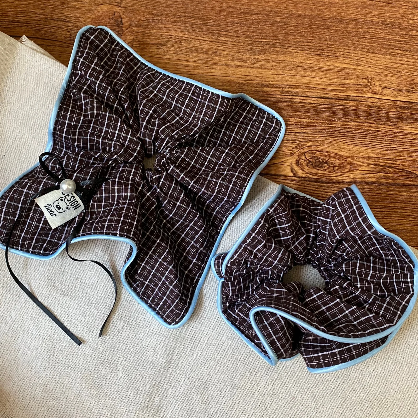 1PC Hair Accessories Set, Brown Plaid Bow And Scrunchie With Blue Trim, Bear Label, Cute Hair Decor For Girls
