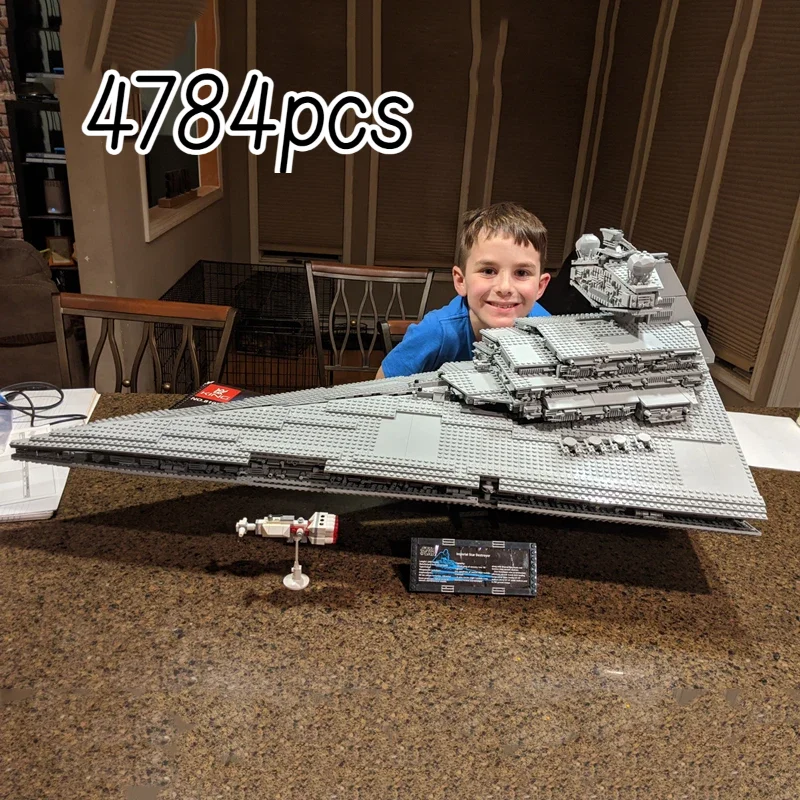UCS Imperial Star Destroyer Compatible 75252 Building Blocks - Main Image