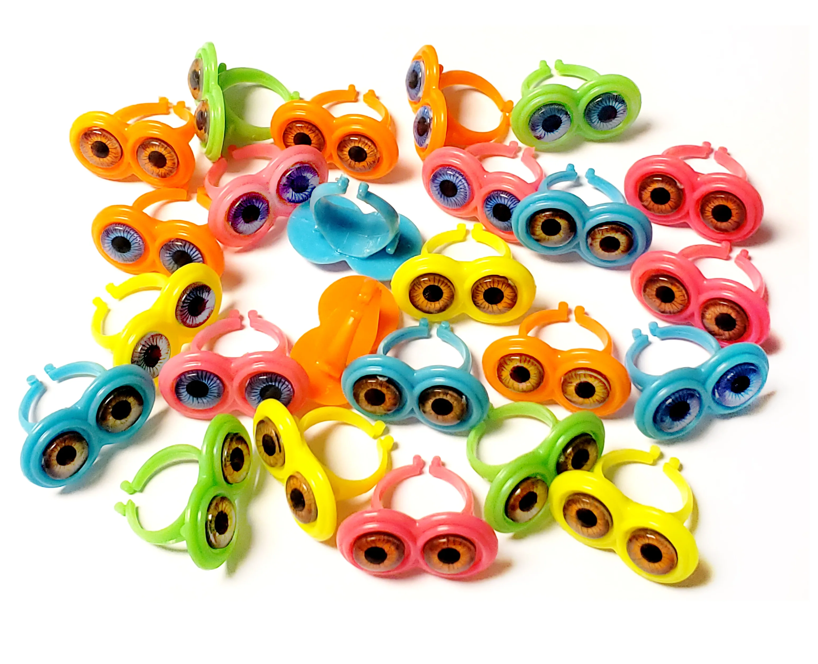 8 pcs MOVING eye RINGS GIRL S birthday Joke Fun party favors gift game Bulk Vending