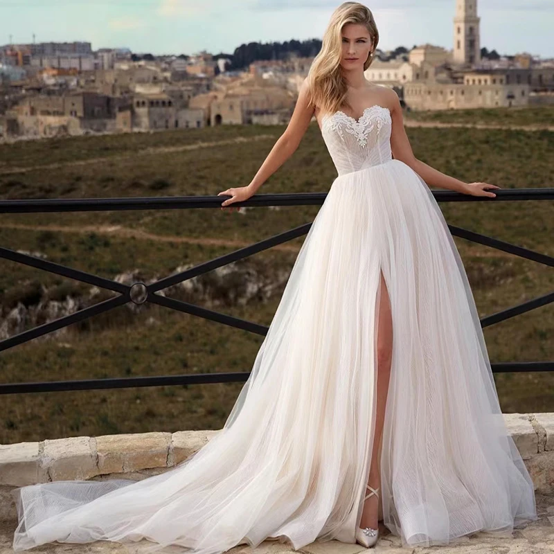 

Sweetheart Tulle Wedding Dresses Strapless High Split Sleeveless Bridal Gown Backl Customize To Measure Robe De Mariee For Women