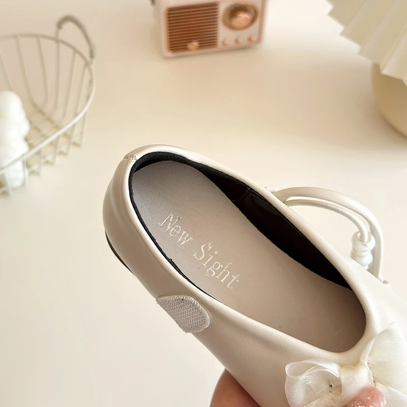 Girls Spring Summer Bownot with Pearls Leather Shoes Kids Fashion Soft Sole Sandals Stage Performance Shoes
