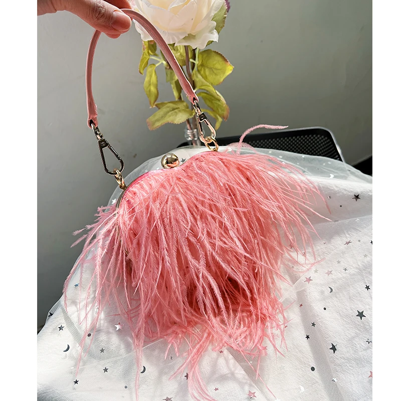 Ostrich Feather Heart Shaped Party Clutch Evening Bag for Women Luxury Banquet Bag Female Purses and Handbags Chain Shoulder Bag