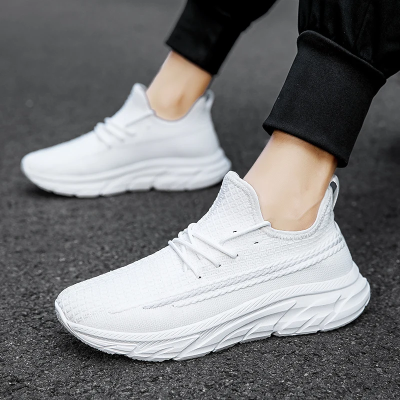 Men's Tennis Shoes 2023  New Trend Men's Shoes Breathable Laceup Running Shoes Casual Fashion Version of Light Running Shoes