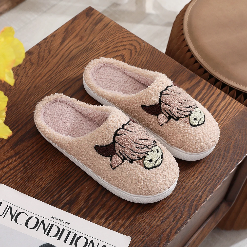 Winter Slippers Non-Slip Highland Cow Slippers Warm Plush Home Slipper House Flat Floor Soft Slides Cozy Couple Slip-On Slippers
