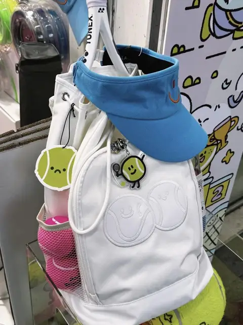 Multi-Functional Badminton Bag Dual-Shoulder Tennis Bag Large-Capacity Fitness Bag Racket Bag  Suitable for Both Men and Women 3