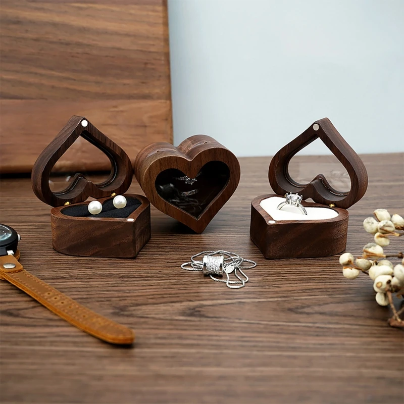 

Коробка для колец из цельного дерева в форме сердца, бархатная мягкая внутренняя сумка, сумка для хранения ювелирных изделий