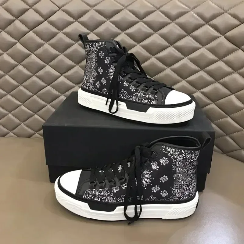 

2023 Hot Cashew Flower High Top Board Amiris Shoes for Men Fashion Casual Canvas New Trend Versatile Youth Sports Black Sneakers