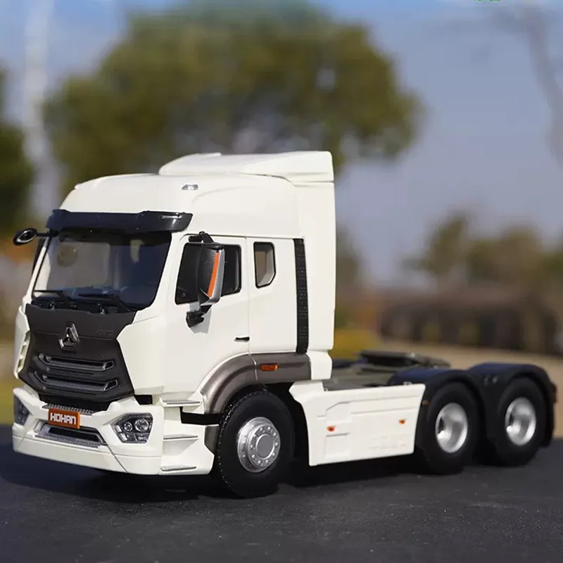 

Литый под давлением в масштабе 1:24 SINOTRUK HOHAN, тракторный прицеп, модель грузовика из сплава, коллекция сувенирных украшений