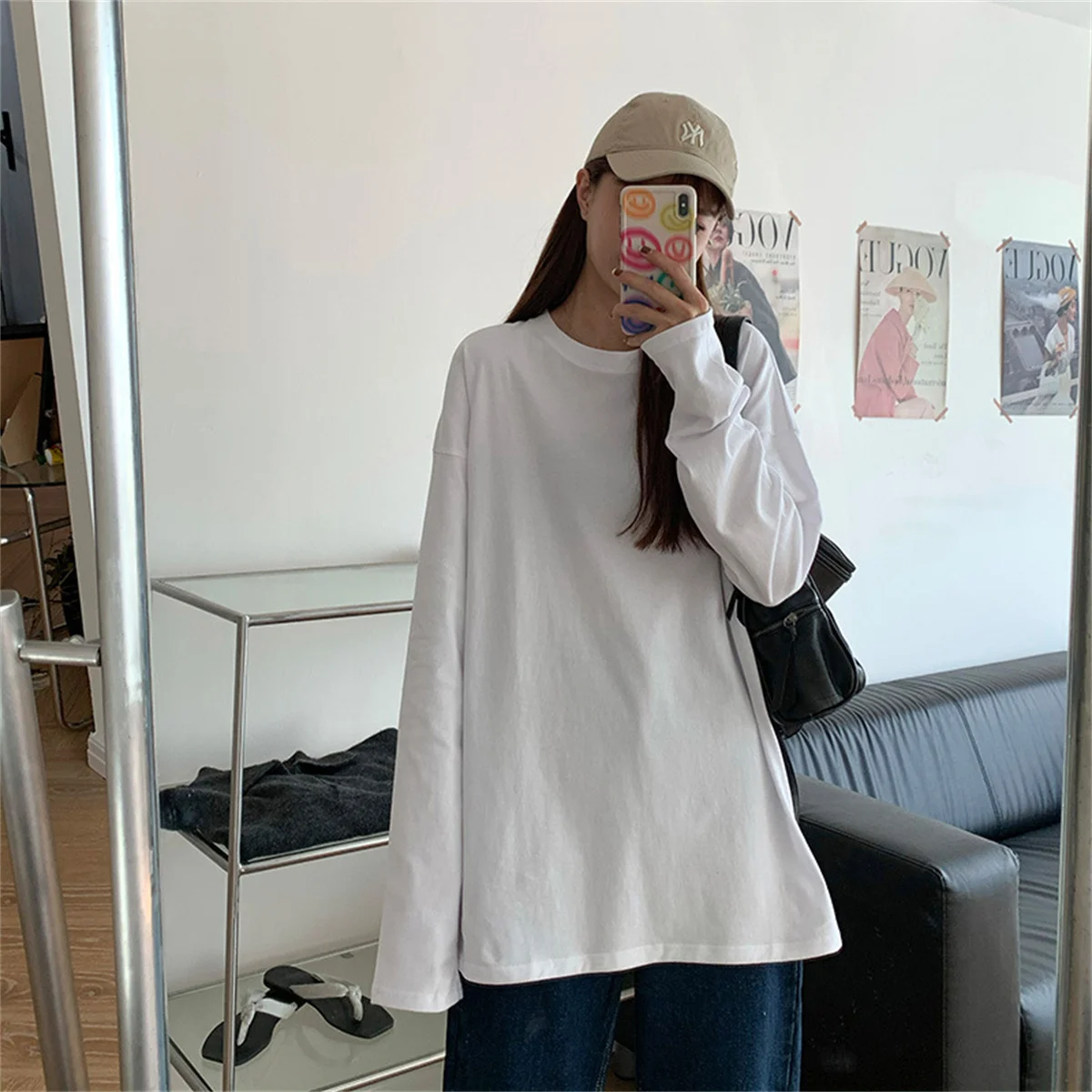 Mode Herbst Langarm T-Shirt Frauen Grundlegende Oversize T Shirt Minimalistischen Charme Frauen Casual Oansatz Frauen T-shirt Schwarz Weiß – Detail 4