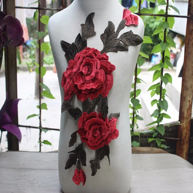 Floral Embroidered Sew-on Patches for Fashion and DIY Projects