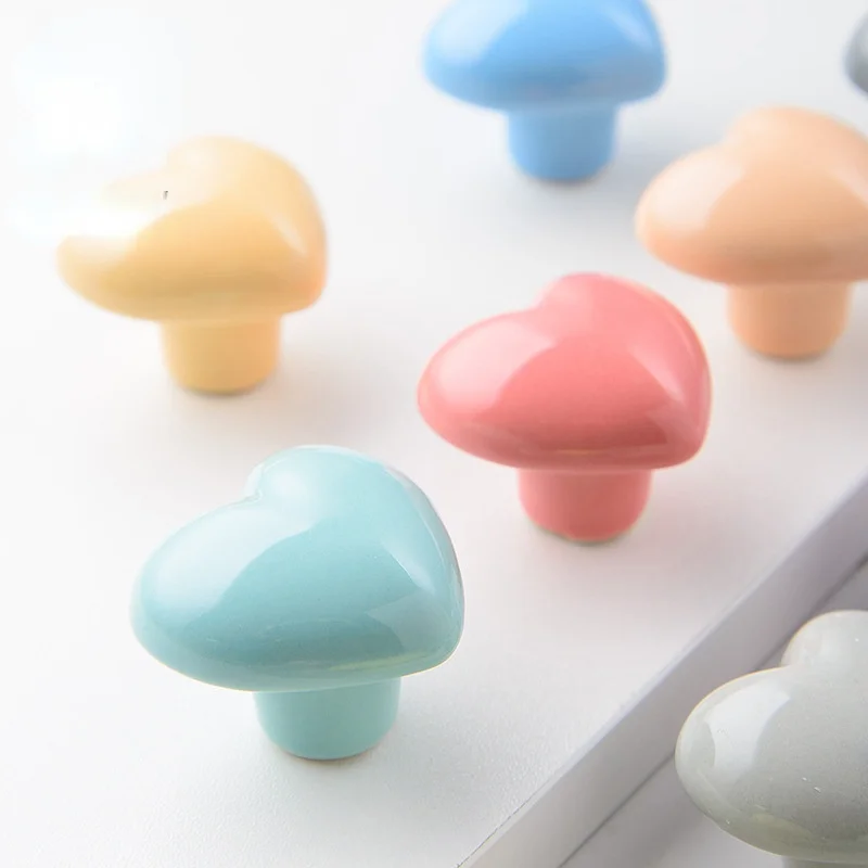 Door Knobs and Handles Furniture Handles Kitchen Door Handles Ball Lever Knob Ceramic Cartoon Cabinet Knobs and Handles Colorful Heart Drawer Closet Kids Room Furniture Handle