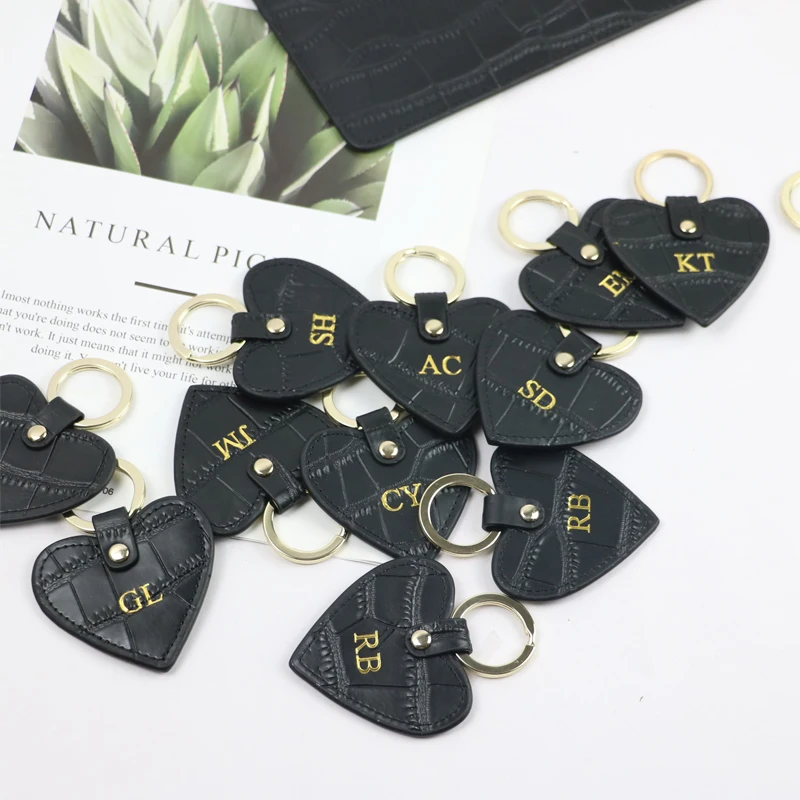 Wholesale free custom initial keychain metal ring embossed croco pattern genuine leather heart car leather keychains 5