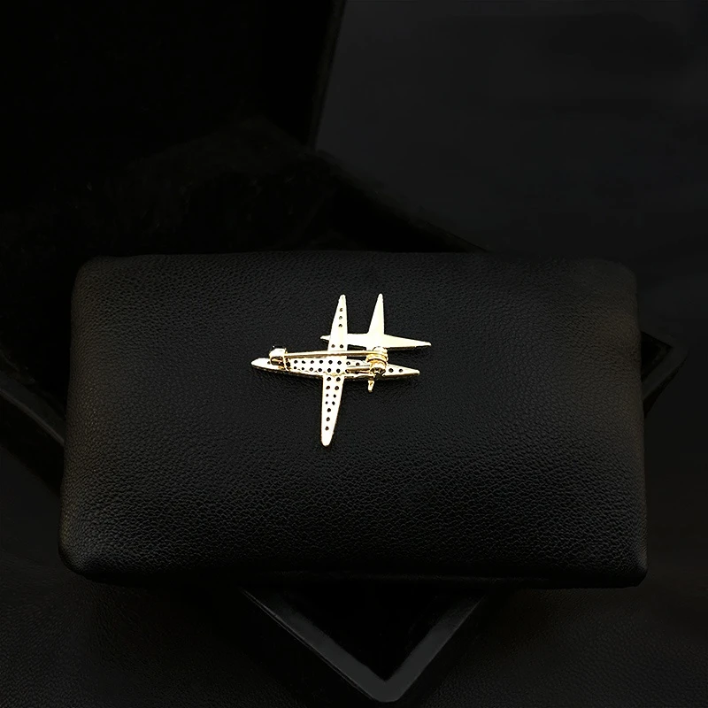 Cross Shaped Star Brooch Men's Suit Neckline Decoration Small Collar Pin Women High-End Anti-Exposure Ornament Zirconia Jewelry