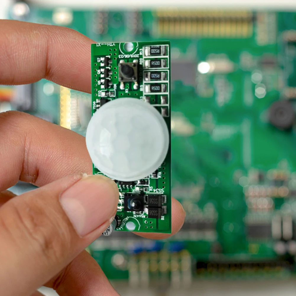 รูปสินค้า แผงวงจรควบคุมโคมไฟพลังงานแสงอาทิตย์ 3.2V 3.7V