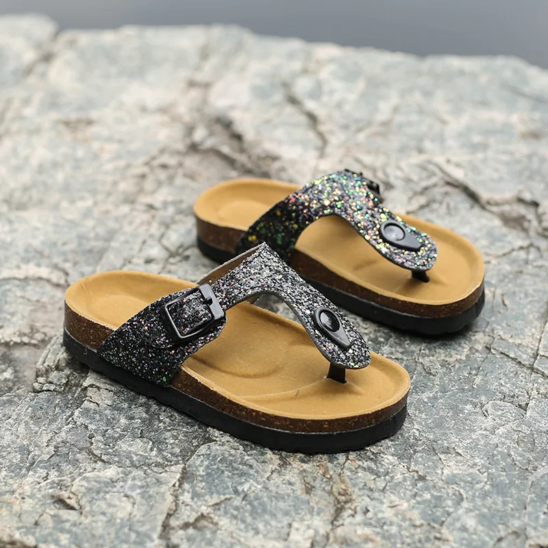 Fashion Men and Women Outside Buckle Cork Slipper 2023 New Women Summer Solid Color Casual Beach Slip on Flip Flops Slides Shoe