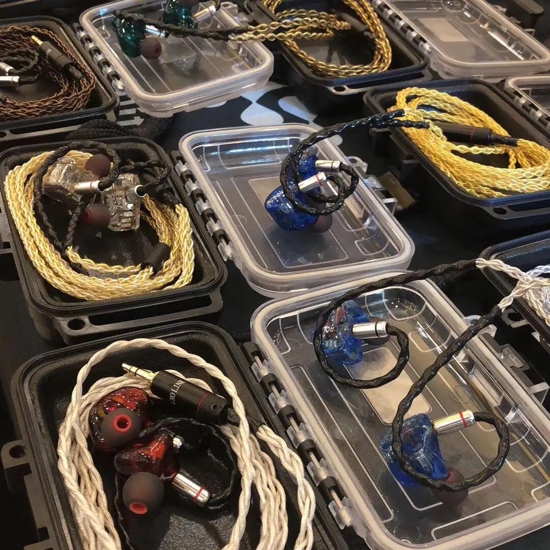 Dustproof & Waterproof Shockproof Earphone Storage Case with Cable Organizer