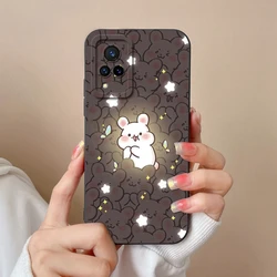 Coque de téléphone en silicone liquide avec motif floral coloré et protection des lentilles