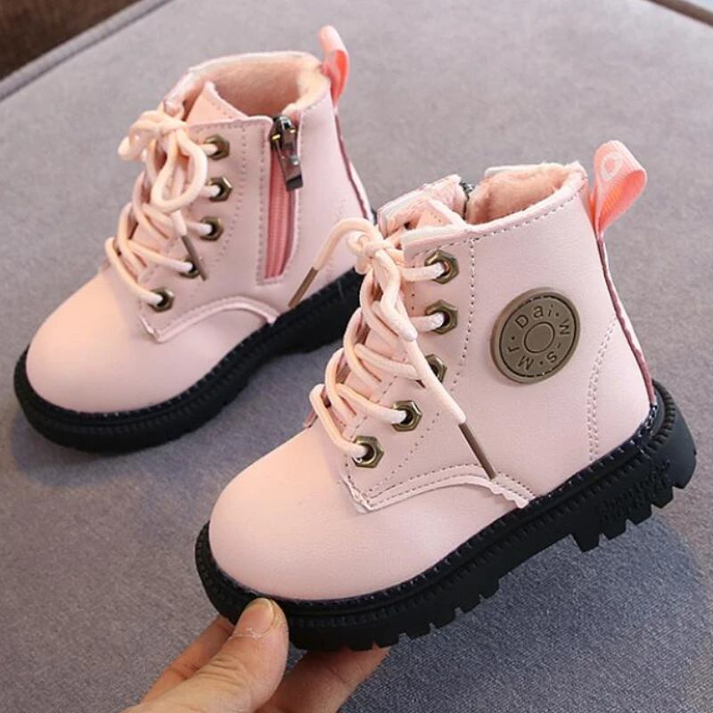 Bottes de neige en cuir véritable pour enfants, chaussons en fourrure de  mouton, chaussures imperméables, chaussures d'hiver pour bébés, filles et  garçons - AliExpress