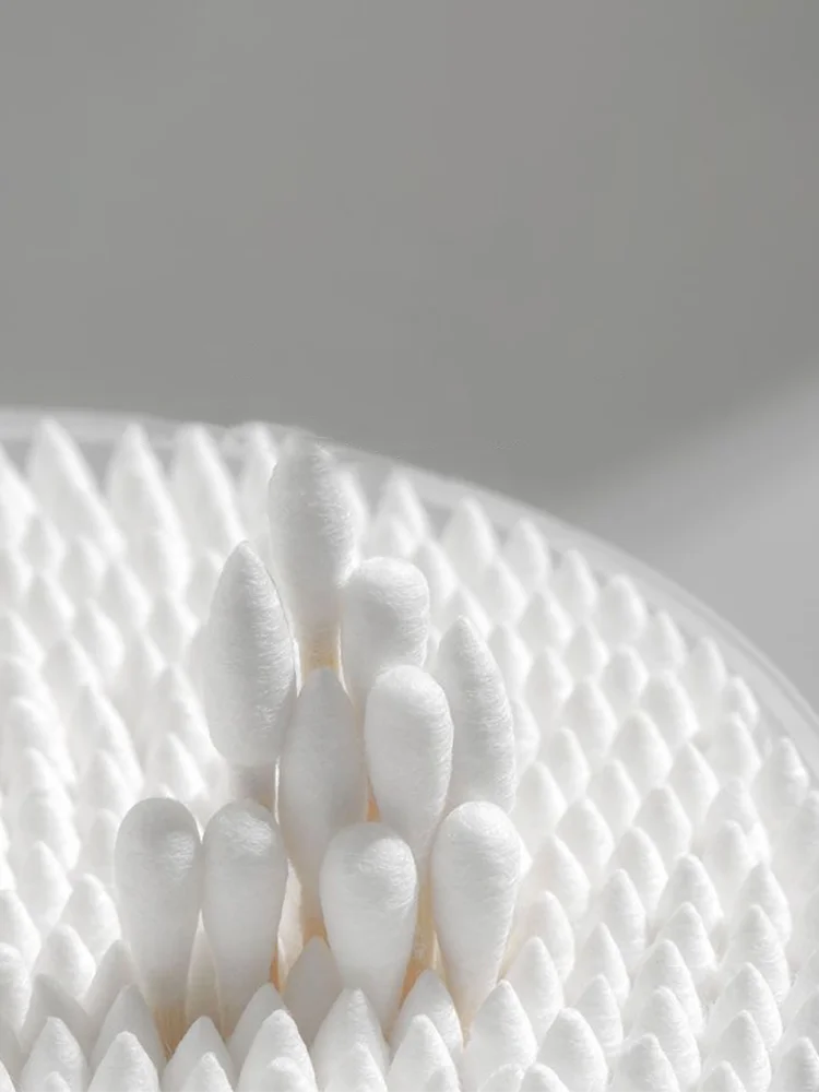 500Pcs Disposable Cotton Swabs with Double Spiral and Pointed Heads in a Box for Makeup Removal, Ear Cleaning and More