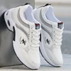 Hot Men Shoes Autumn Casual Shoes for Man 2024 New Breathable Platform Sneakers Men's Lightweiht Vulcanized Shoes Zapatos Hombre 1