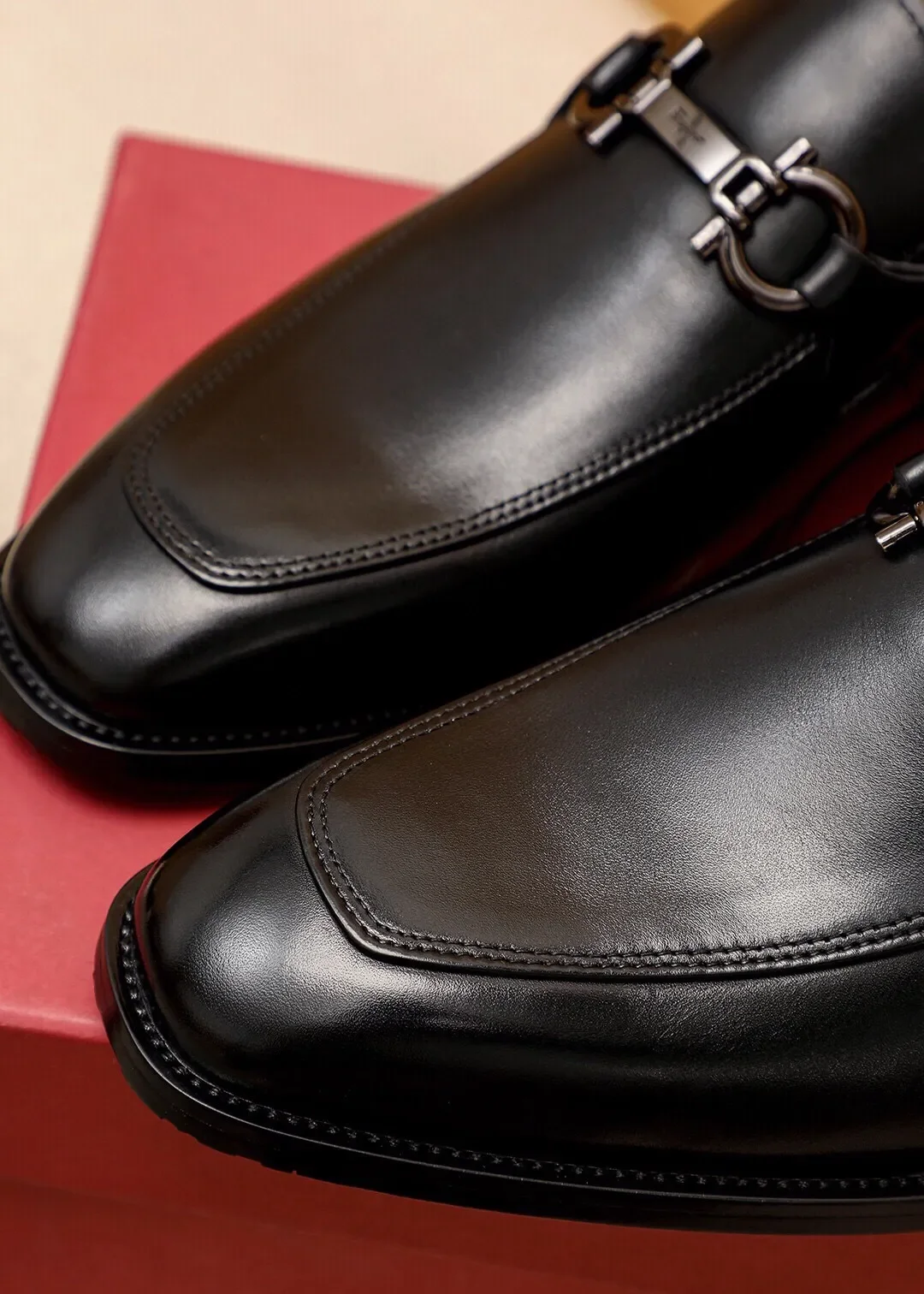 2023 Men Formal Business Brogue Dress Shoes Men's Casual Genuine Leather Flats Brand Designer Wedding Party Loafers Size 38-47