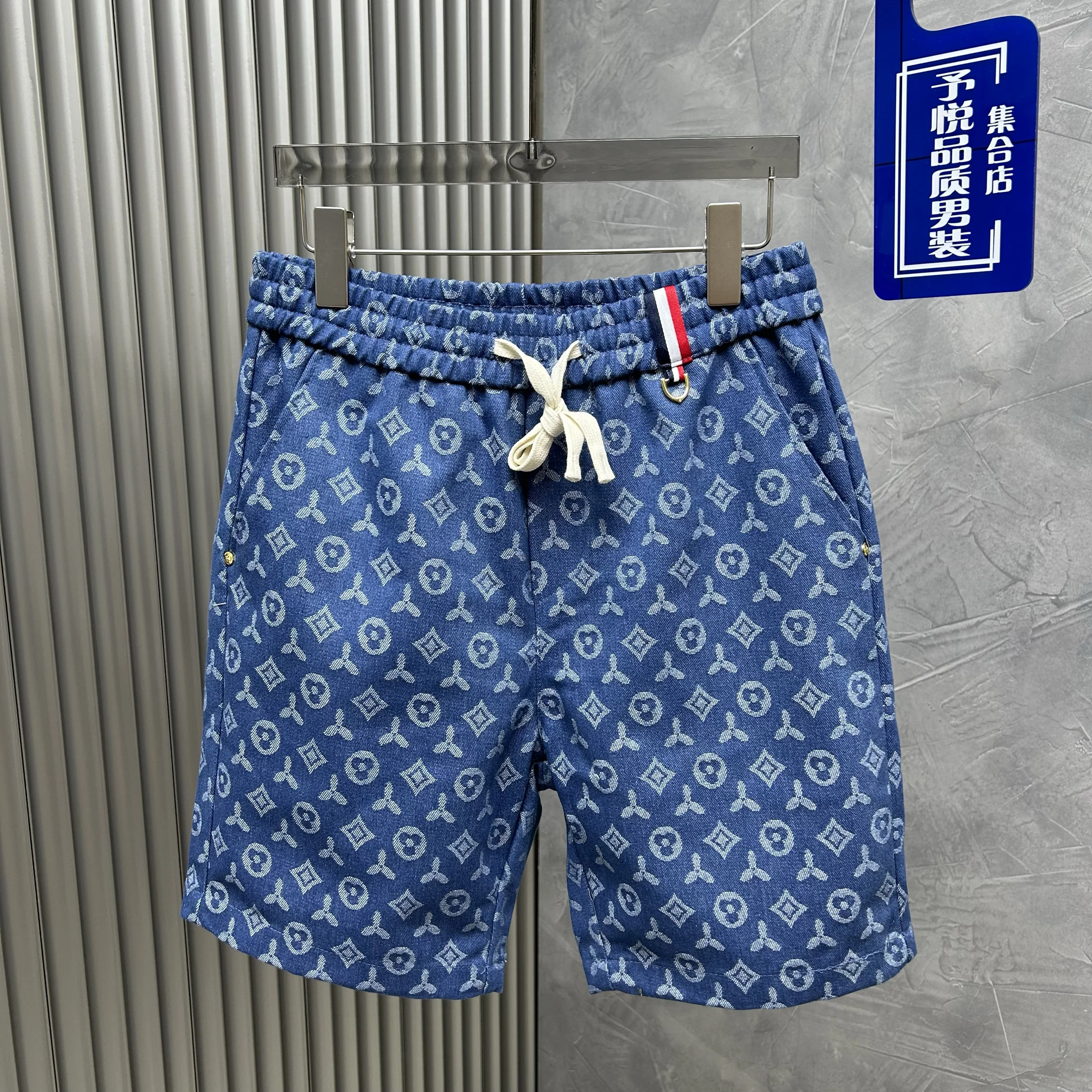 

Shorts men's summer high-end light luxury slim thin denim five-point beach pants men's trend