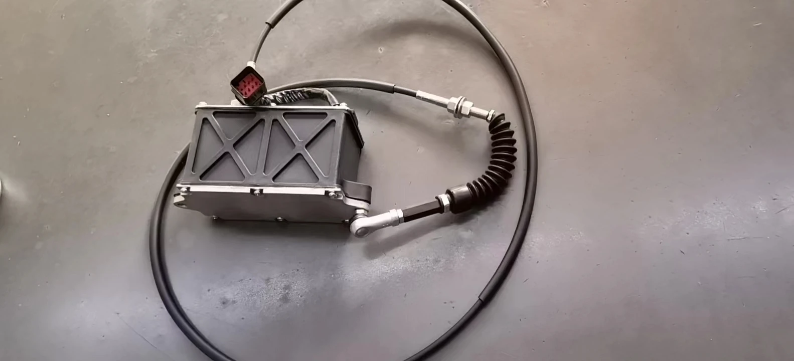 386-3439 3863439 Governor Accelerator Throttle Motor Assembly ASSY for CAT Caterpillar 320D2 E320D2 E320 320 D2 Excavator Part