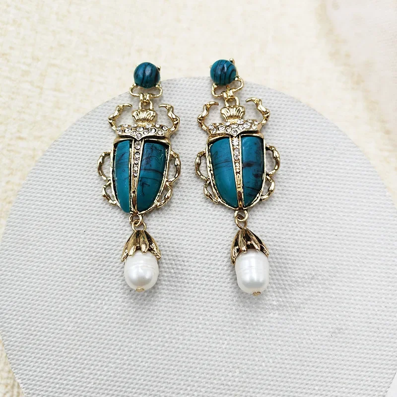 خمر أقراط اللؤلؤ الكبيرة تصميم فريد من نوعه في منتصف العمر الأزياء والمجوهرات والاكسسوارات مشاعر أنيقة الأقراط نمط خمر