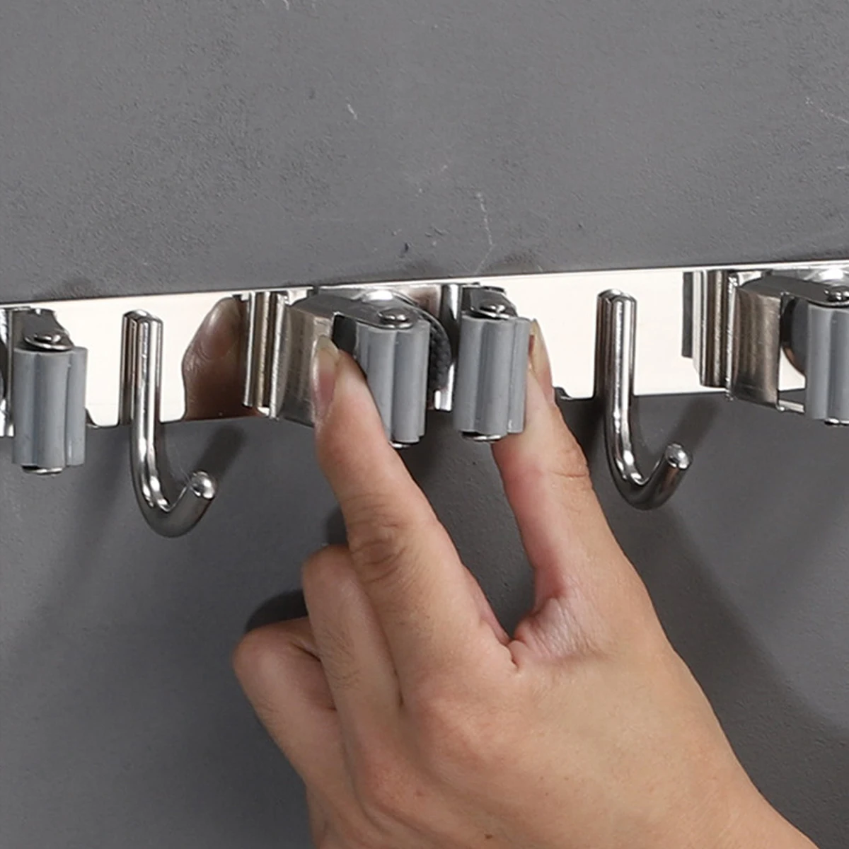 Mop Holder Stainless Steel Wall-mount Non-slip Broom Organizer Rack for Garage Bathroom Storage Hook Organization Accessories