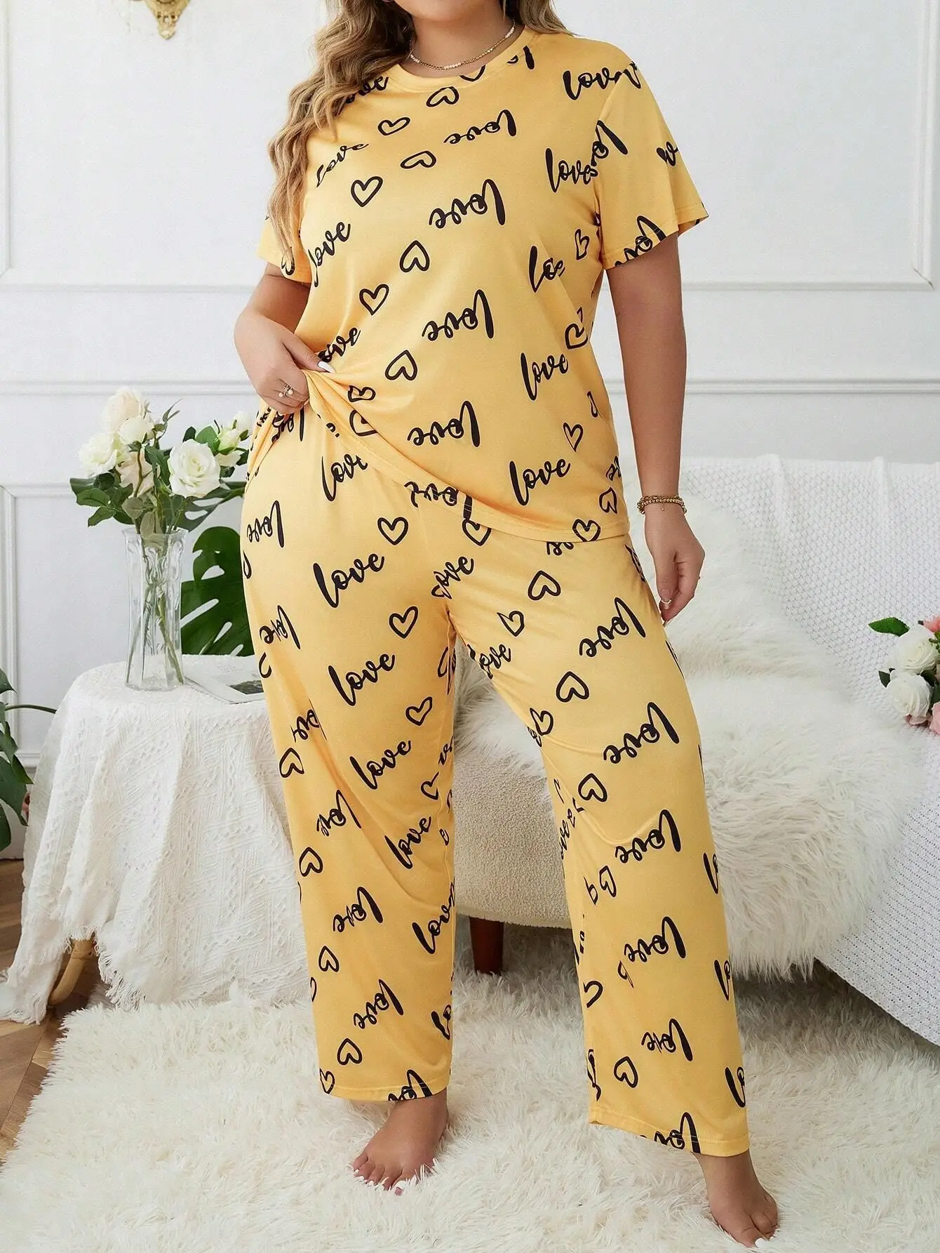 Women's Plus Size Sleepwear Heart Letters Print Pajama Set Casual Short-Sleeve Top and Pants Comfortable Relaxed Fit Loungewear