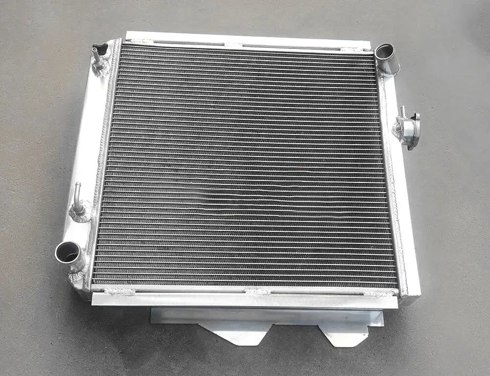 トヨタ純正 ラジエーター ランクル70 ランドクルーザー 77 1HZエンジン