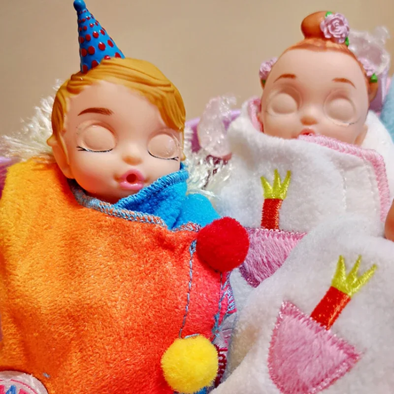 Babys Mini Doll Play House Peeing Style with Bottle Cartoon