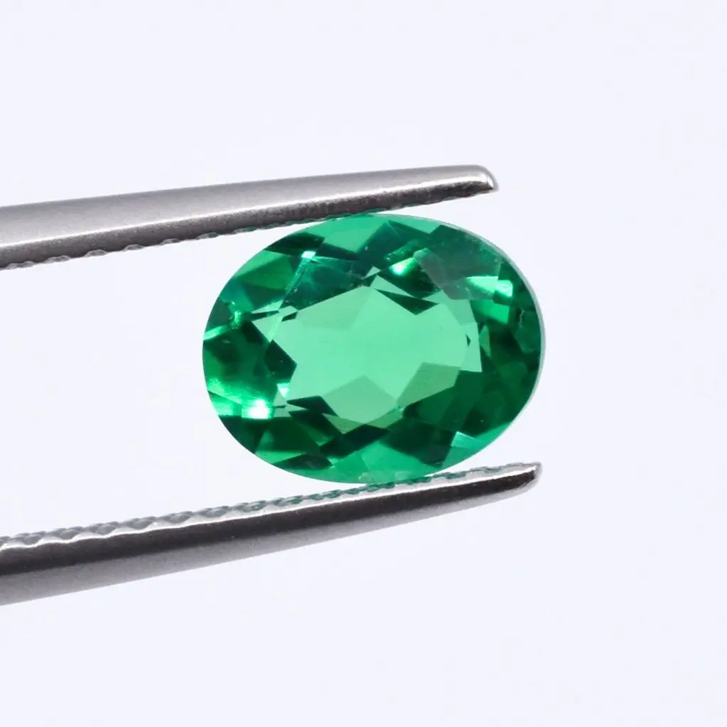 1PCS Columbian Emerald Hydrothermal Clean Stone Oval Top