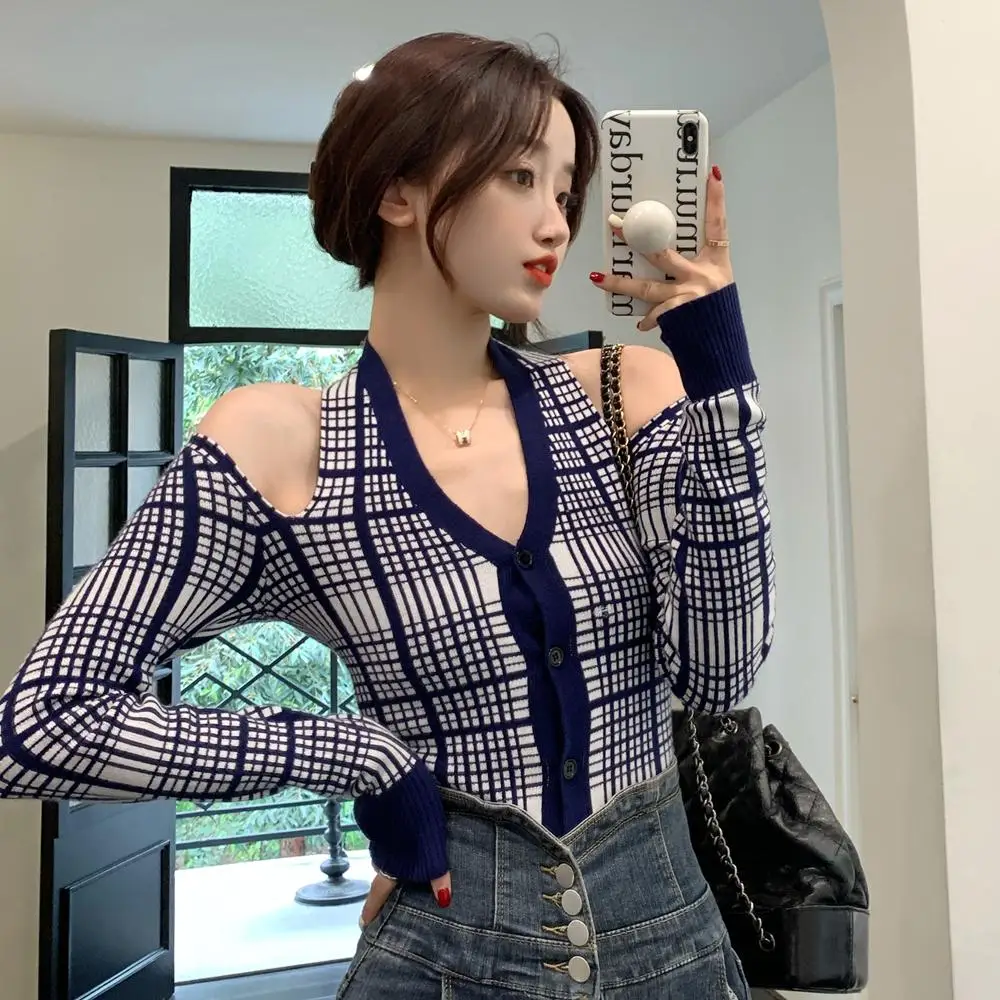 

Halter Neck Plaid Knitted Cardigans Women Sexy Off Shoulder Slim Long Sleeve Crop Tops Single Breasted Slim Girls Korean N058