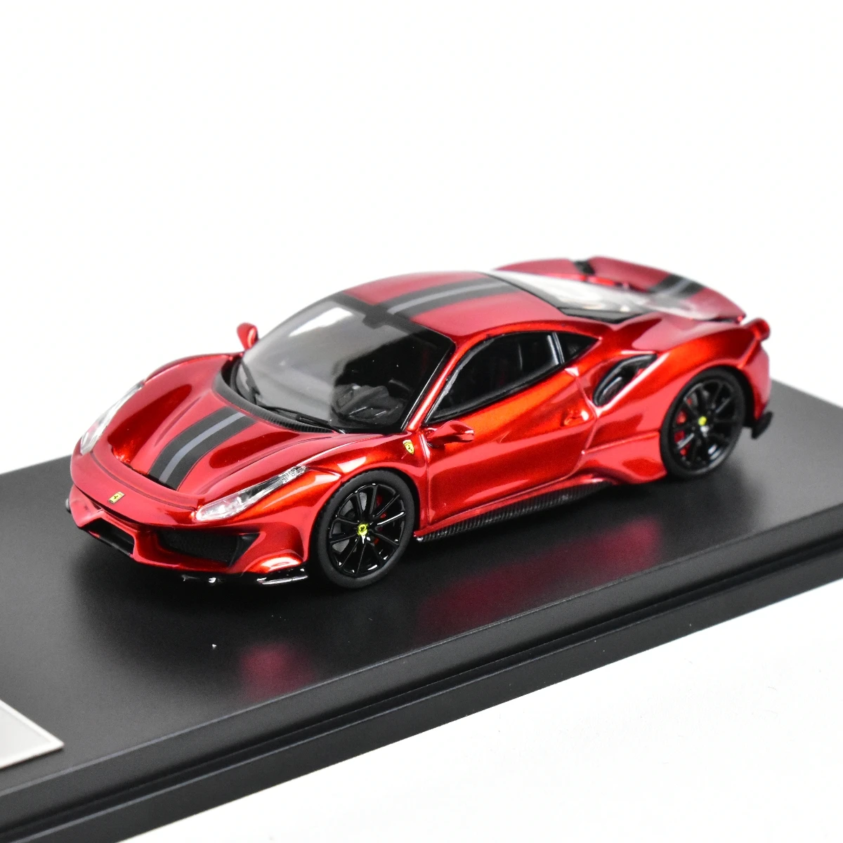 ichilan model  1:64 Novitec 488 Pista Diecast Model Car 5