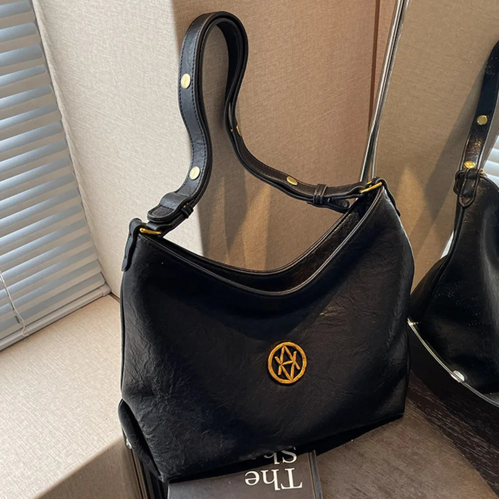 

Женская сумка-тоут, новинка 2023, вместительная универсальная Изысканная дизайнерская Повседневная модная сумка с надписью, роскошные дизайнерские сумки