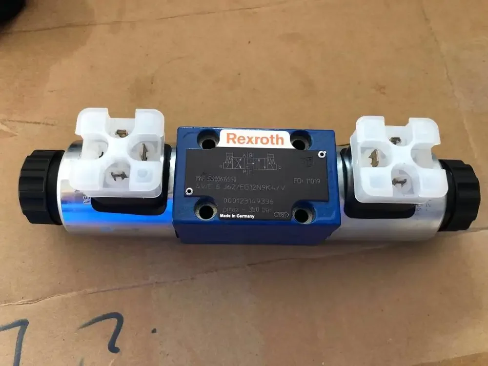 

Новый электромагнитный клапан Rexroth 4WE6J62/EG12N9K4/V R900619550 4WE 6 J62/EG12N9K4/V 350bar гидравлический клапан