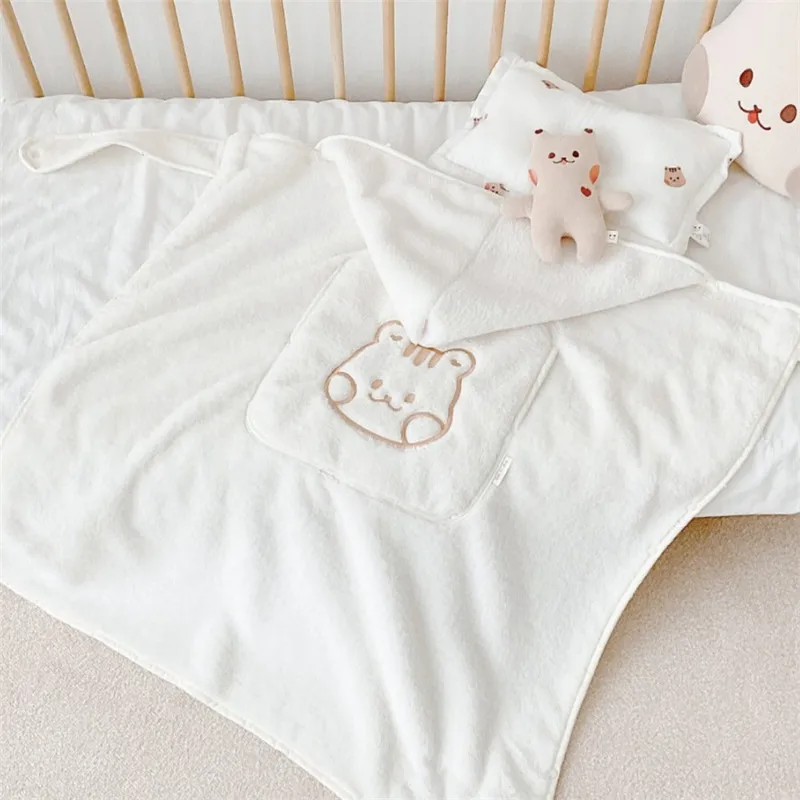 Winter Fleece Baby Blanket Waist Stool Cloak Stroller Blankets Thicken Warm Infants Cloak Cart Cover Blanket Bedding Baby Stuff 3