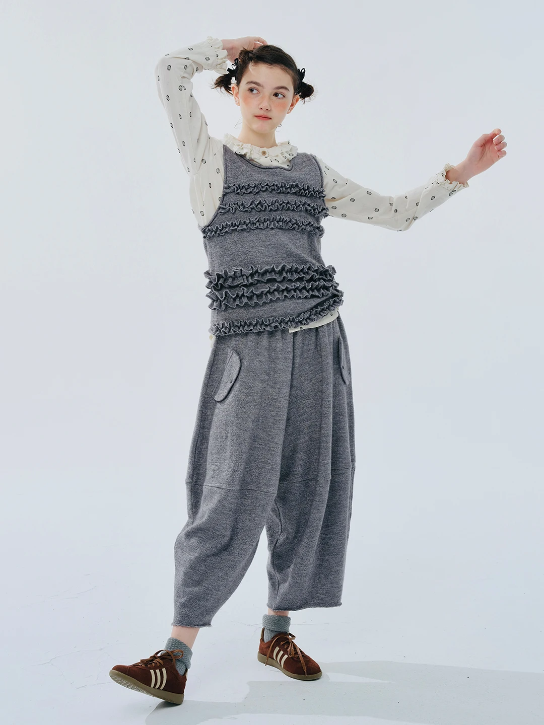 IMAKOKONI original design elastic waist solid color pocket casual trendy nine-point pants wide-leg pants women's spring 244444
